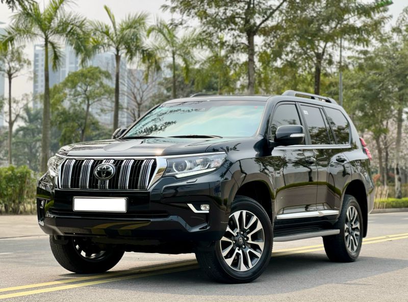 Toyota Land Cruiser VX 2023 - Cụm đèn pha và đèn sương mù
