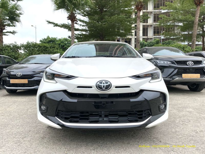 Toyota Vios 1.5G 2024 - Thiết kế phần đầu xe