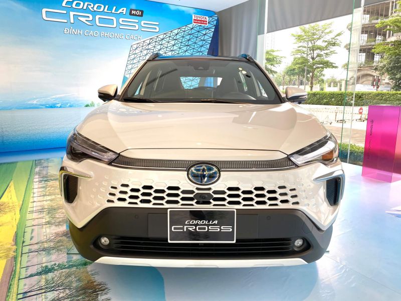 Toyota Cross Hybrid 1.8HV 2024 - Công nghệ của tương lai