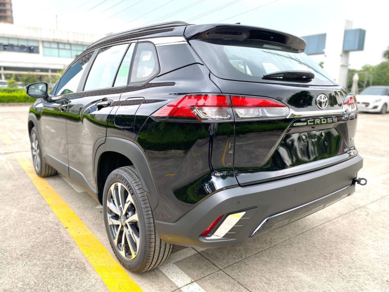 Toyota Corolla Cross 1.8V 2024 - Thiết kế phù hợp để di chuyển trong phố và cao tốc