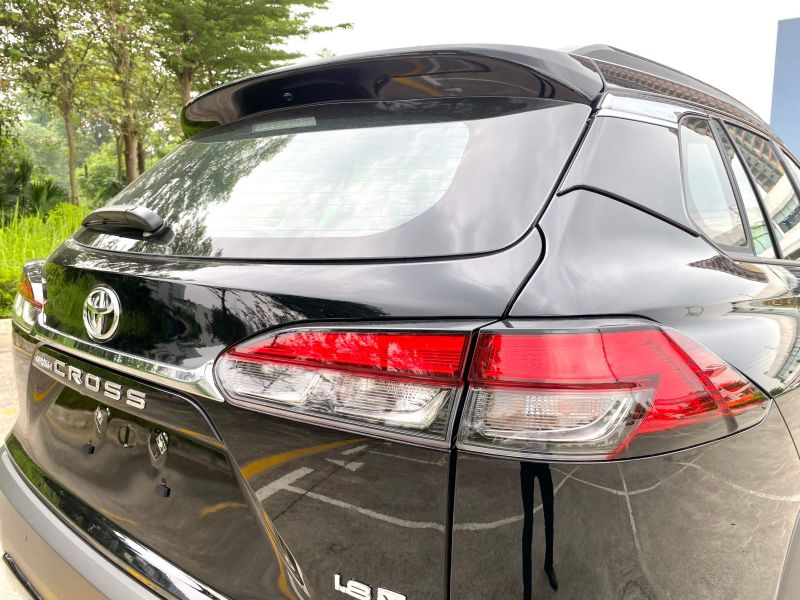Toyota Corolla Cross 1.8V 2024 - Người tiên phong trong phân khúc áp dụng hệ dẫn đông hybrid tiên tiến