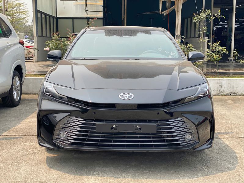 giá camry 2.5 HEV 2025 - Đẳng cấp của sự sang trọng